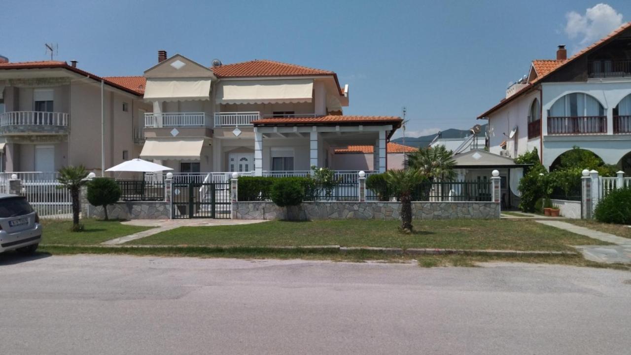 Seaview Apartment & Semi Basement Seaview Apartment Βρασνά Εξωτερικό φωτογραφία